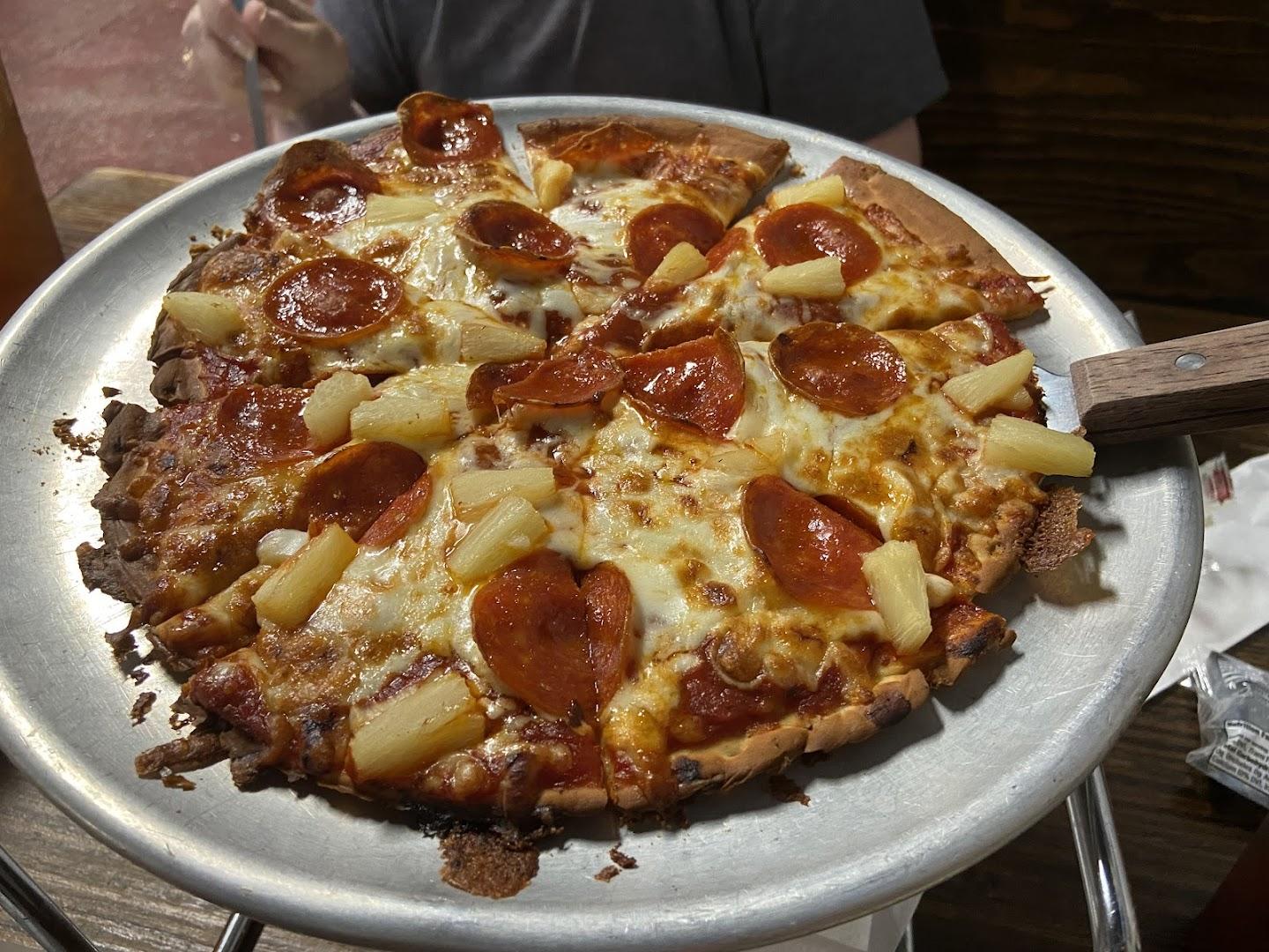 Hometown Pizza Cafe